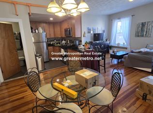 437 Hanover St #3B, Boston, MA 02113