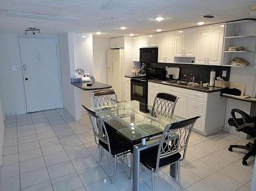 Covenient 1 Bedroom Suite on the Ocean