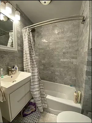 Rented by Bond New York | media 5