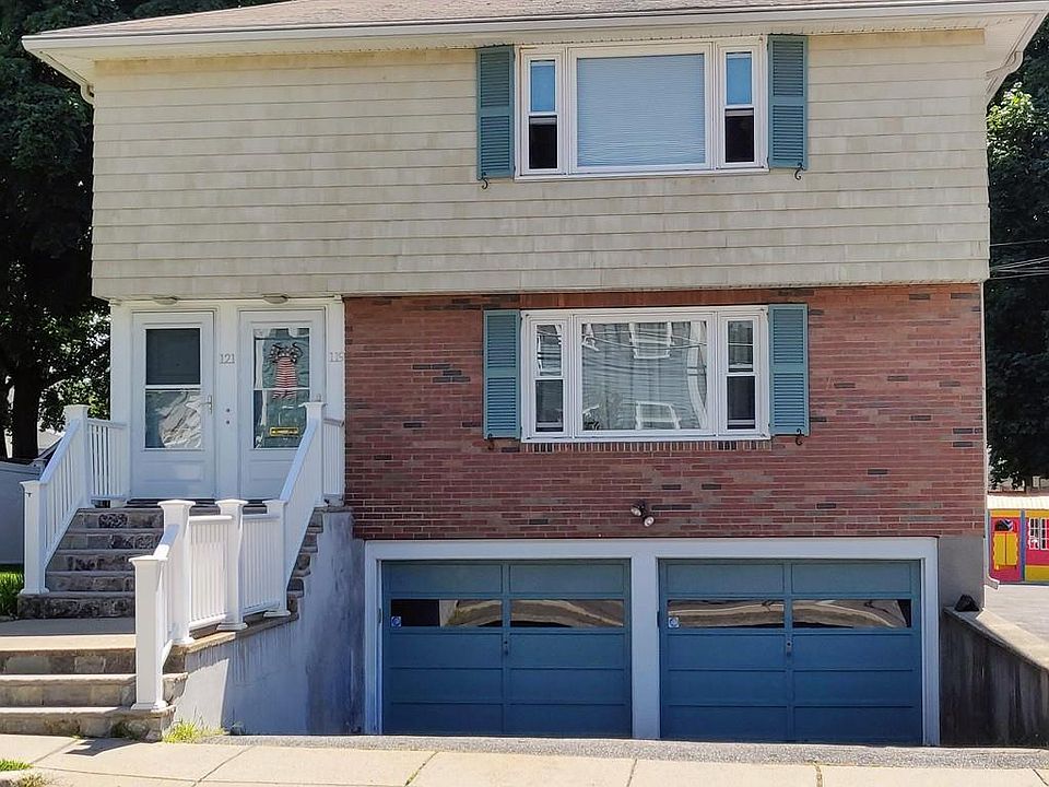 1st image of 121 Waverley St #1