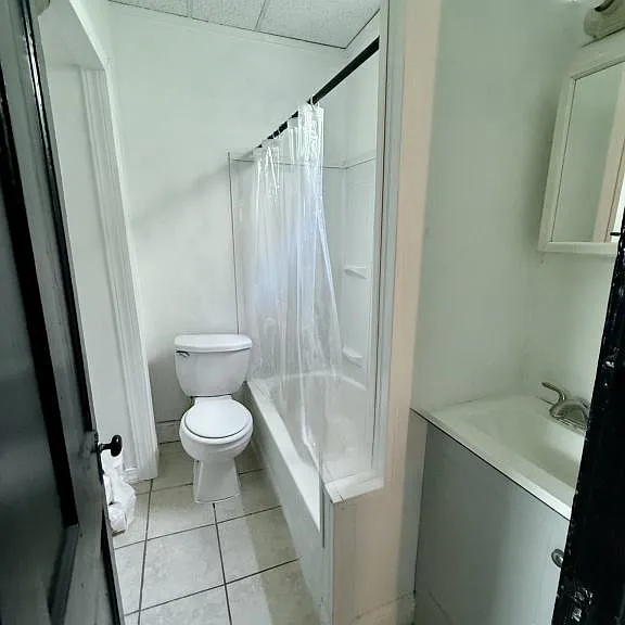 7 W Hollister St — Photo 4