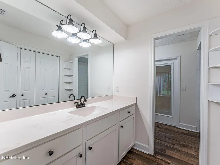 13926 Spanish Marsh Ct — Photo 20