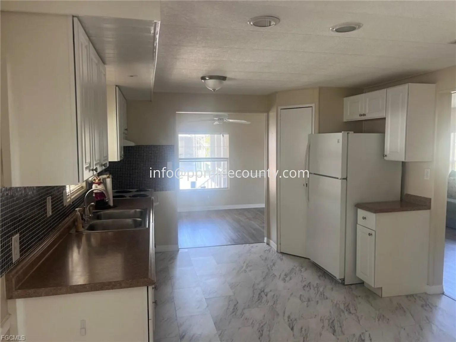 2 bed, 2.0 bath, 1000 sqft, $1,200 — Photo 3