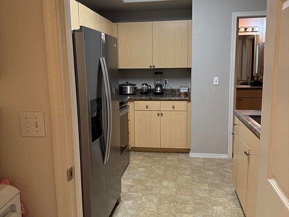 5th image of 18416 N CAVE CREEK Road #1014