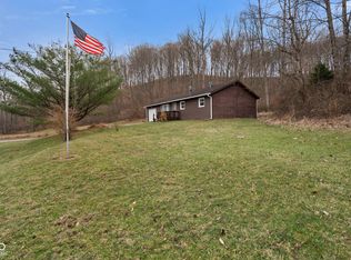 6979 Rinnie Seitz Rd, Nashville, IN 47448