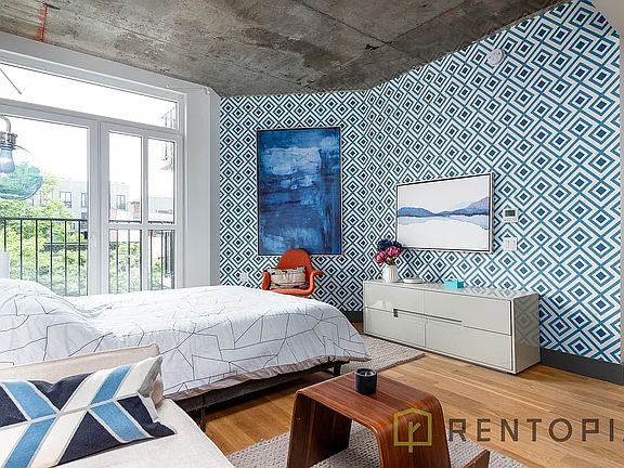 4th image of 338 Evergreen Ave Unit 231