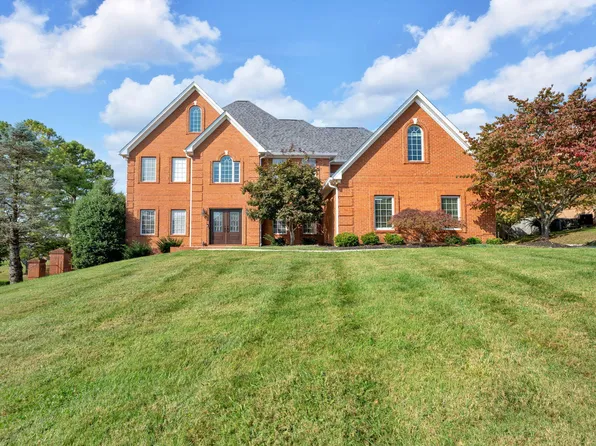 801 Colonial Dr, Morristown, TN 37814