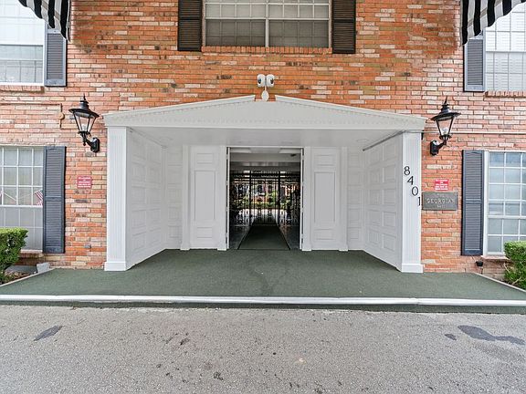 2nd image of 8501 N New Braunfels Ave #1-240