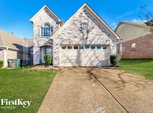 2796 Misty Valley Dr, Arlington, TN 38002