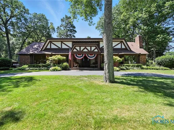 4567 Torquay Ave, Toledo, OH 43615