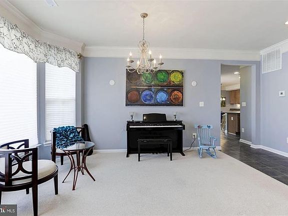 4th image of 12101 Seven Falls Ct