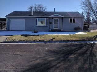 552 E 3rd St, Akron, CO 80720