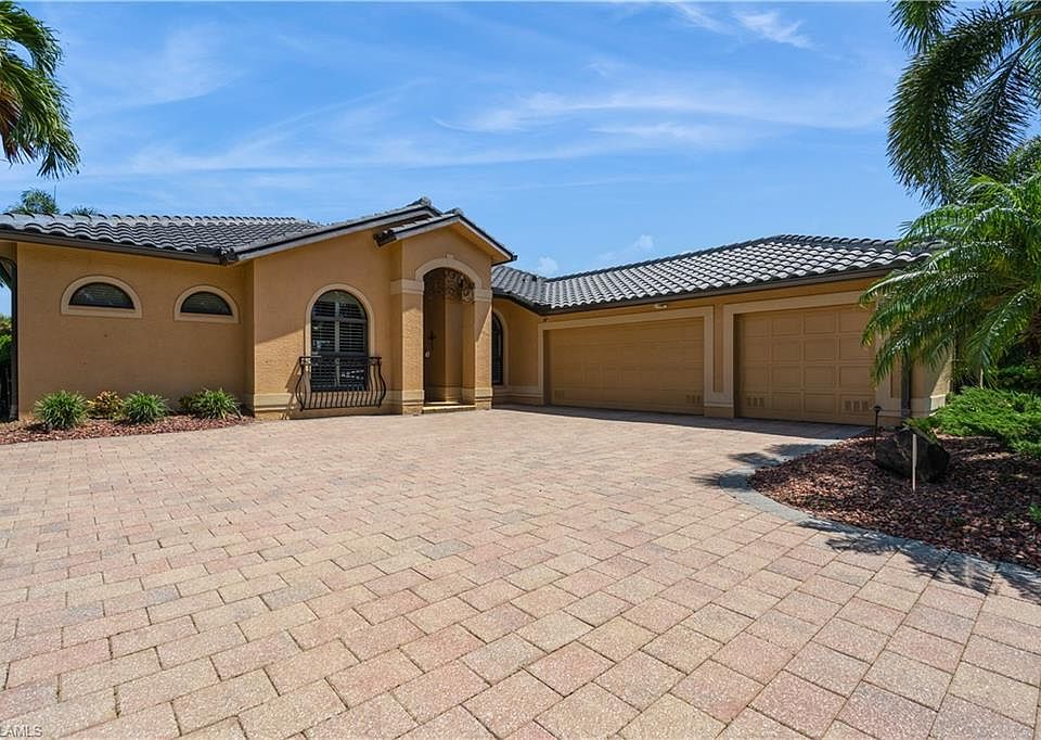 1st image of 10545 Curry Palm LN