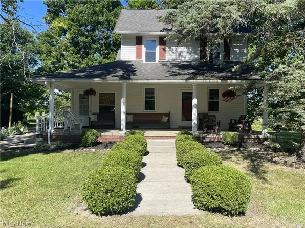 6442 Crock St, Louisville, OH 44641