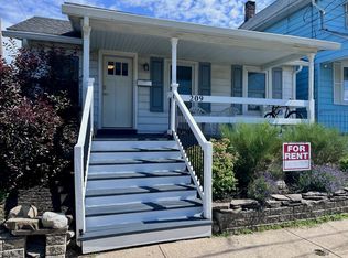 209 W High St, Hellertown, PA 18055