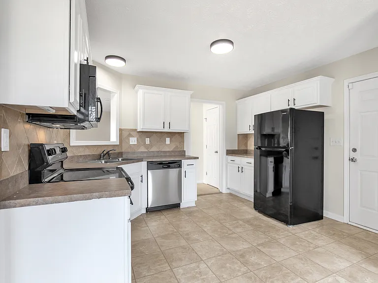 5020 Windflower Dr — Photo 14