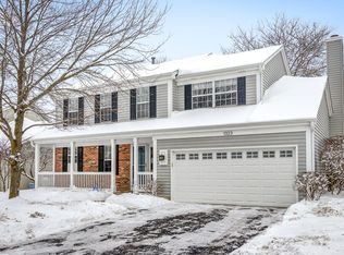 1323 Marlbourgh Ct, Mundelein, IL 60060