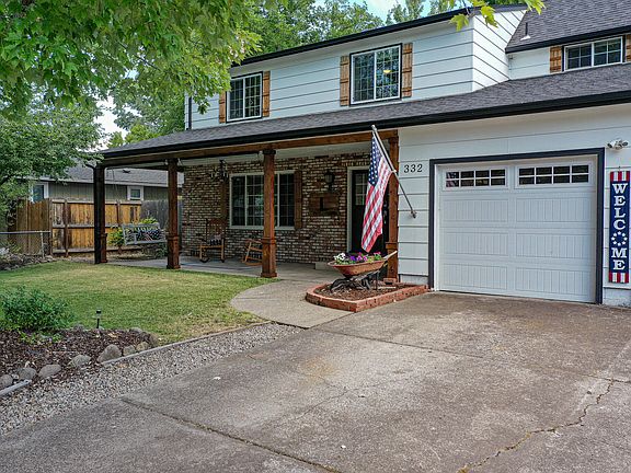 2nd image of 332 Shadow Lawn Dr