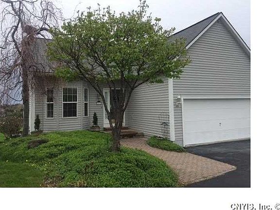 2nd image of 5219 Hook Cir