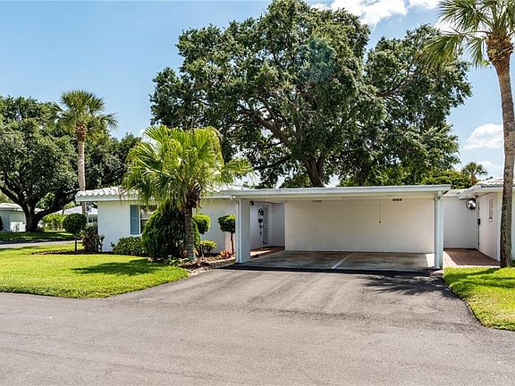 2nd image of 624 Avery Ln