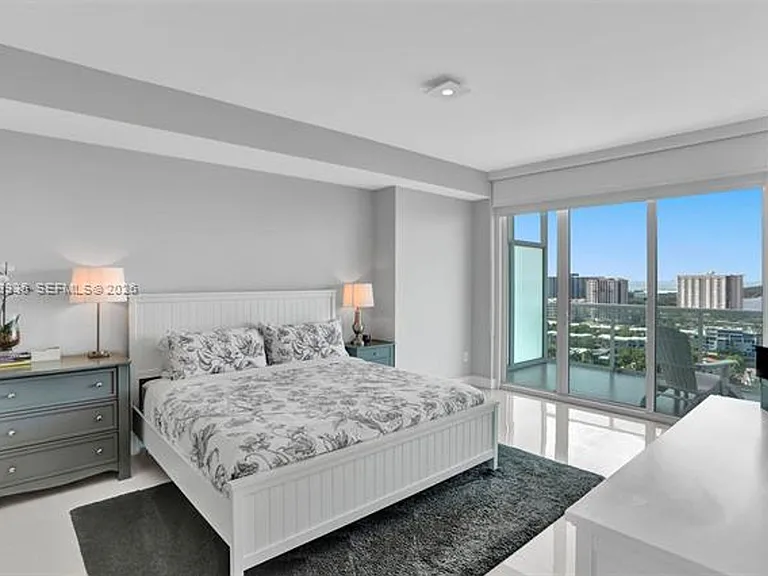 400 Sunny Isles Blvd #2021 — Photo 21