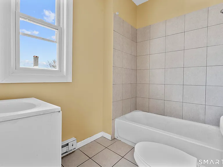 691 S Main St #3 — Photo 9