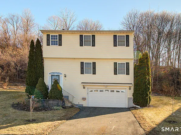 52 Kyle Court, Meriden, CT 06450