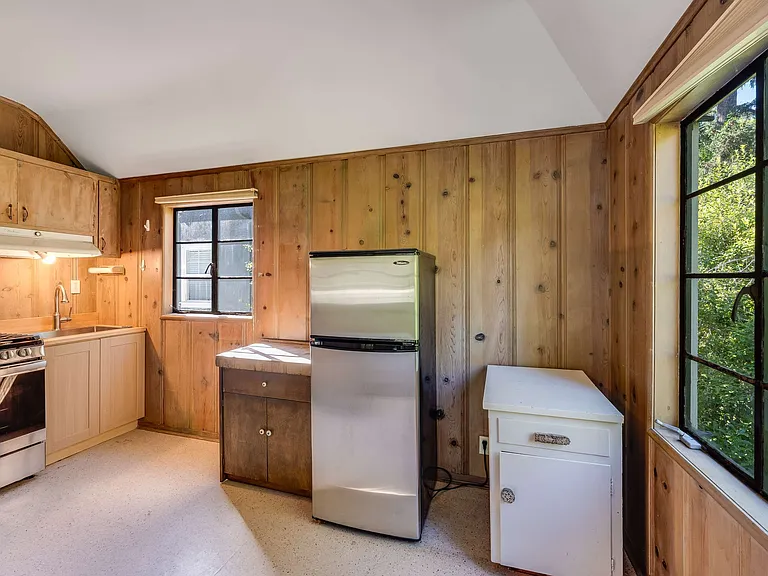 1434 Fernwood Dr — Photo 31