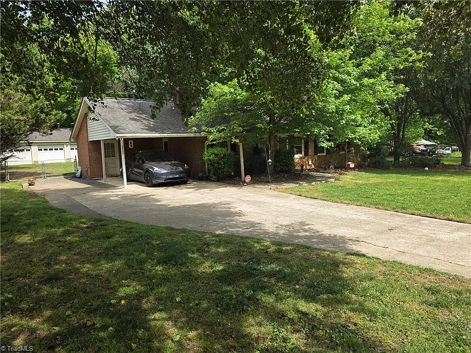 1st image of 2945 Kecoughtan Rd