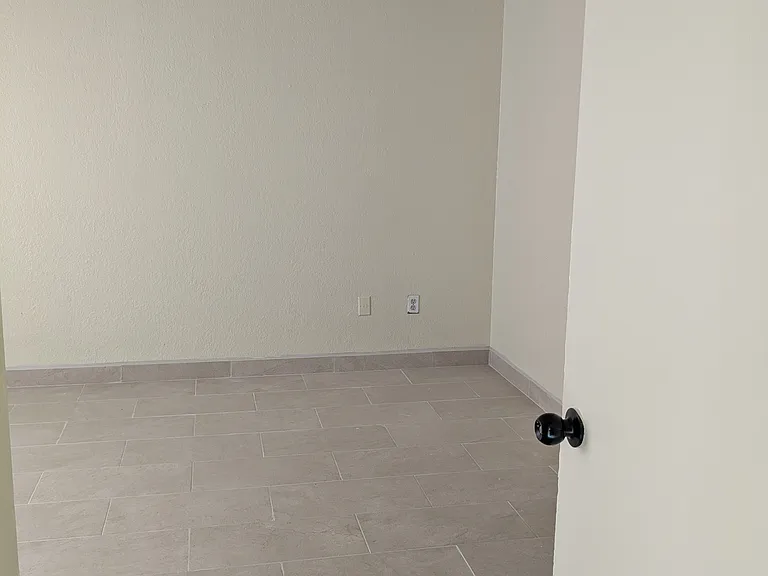 822 N Santa Fe Ave #12 — Photo 11