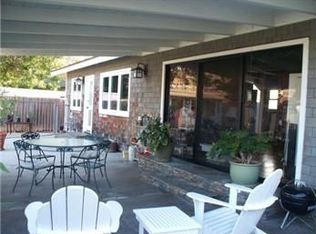 1417 Shamrock Ln, Costa Mesa, CA 92626
