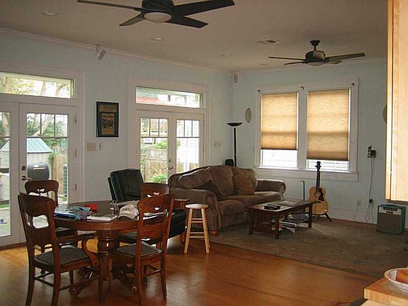 5th image of 829 Hidalgo St