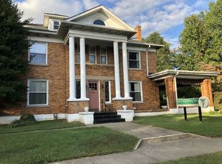 890 B St, Ceredo, WV 25507