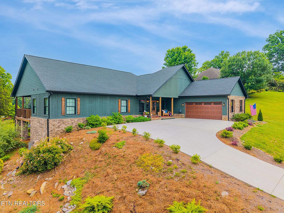 1st image of 5216 Three Bars Ln