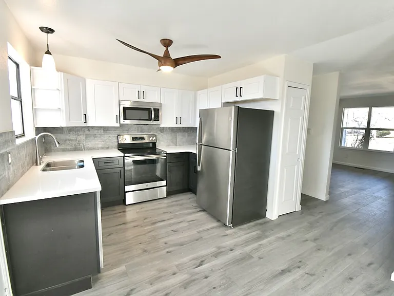 4102 Kalamath St — Photo 2