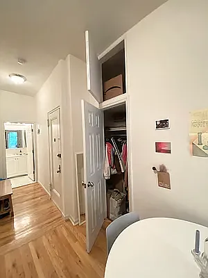 Rented by Building Equity Real Estate LLC | media 7