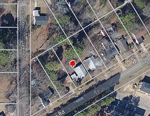 2nd image of 1605 Cooper Lake Rd