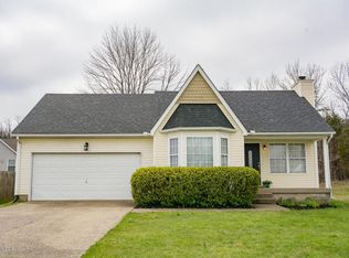 1704 Cypress Ct, La Grange, KY 40031