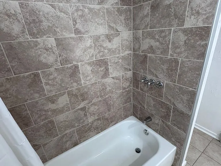 2918 Walnut St — Photo 11