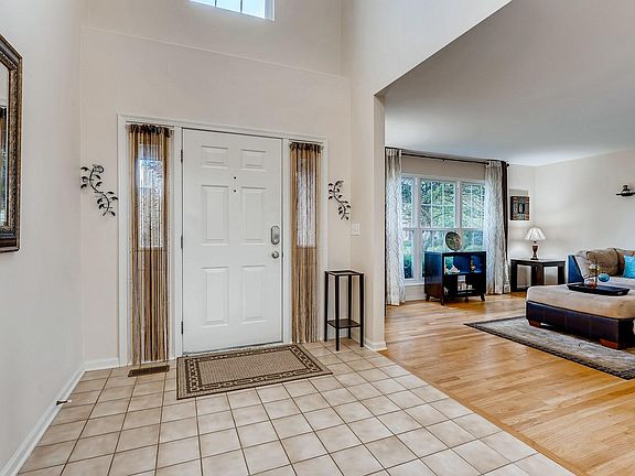2nd image of 37001 N Fernview Ln
