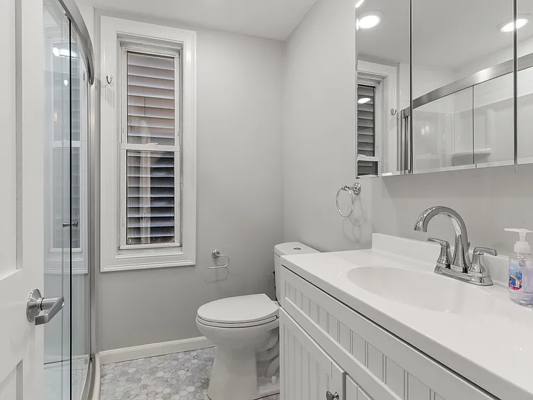 36 Emerson St #1 — Photo 3