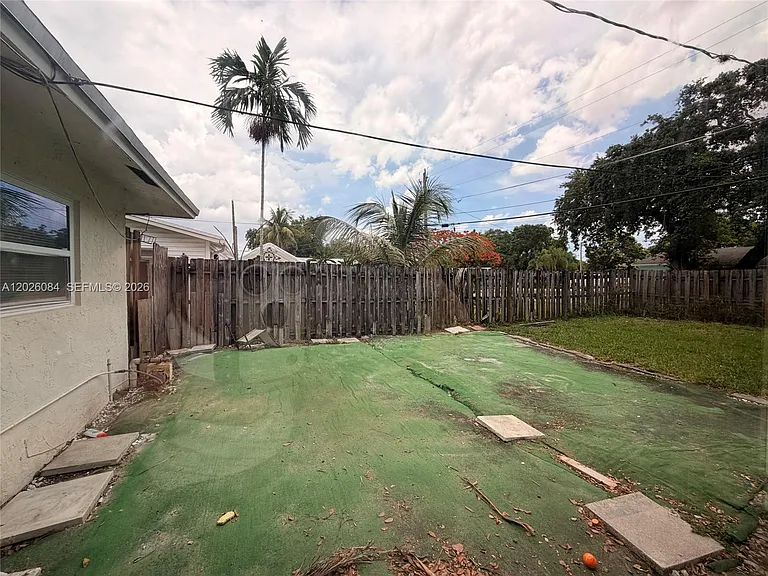 5180 SW 27th Ter — Photo 13