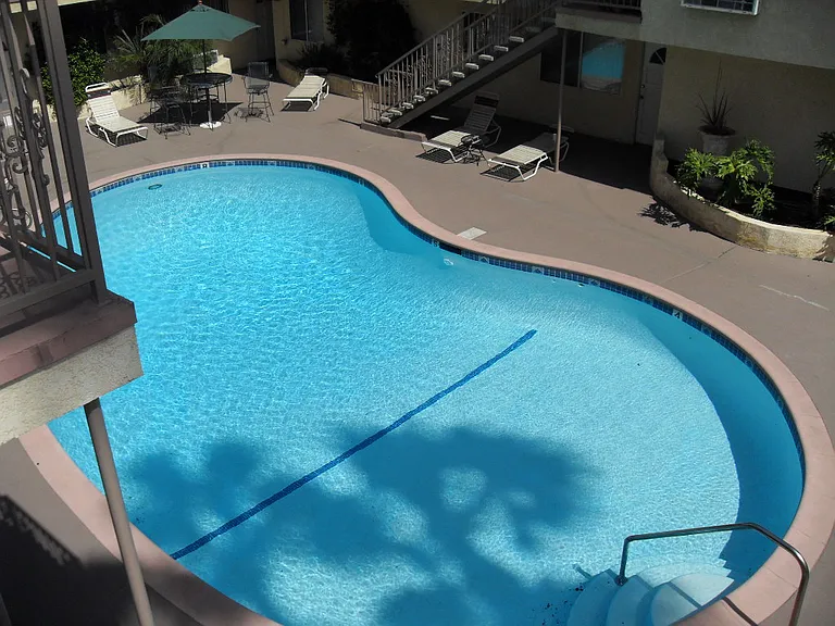 4604 Cahuenga Blvd #6 — Photo 15