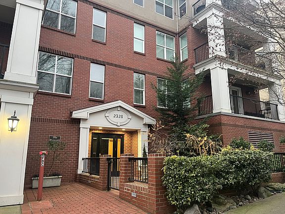 3rd image of 2328 NW Glisan St APT 7