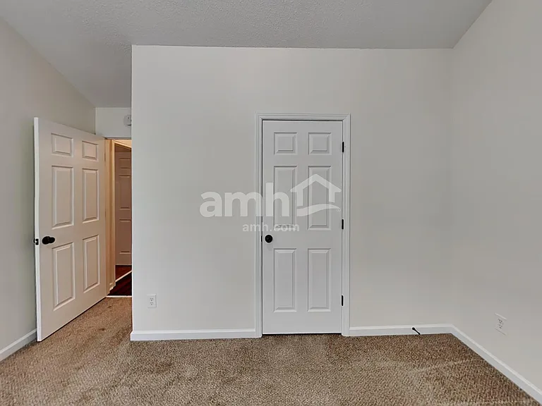 131 Hidden Creek Dr — Photo 15