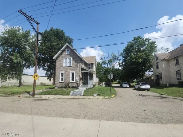 1325 4th St NW, Canton, OH 44703