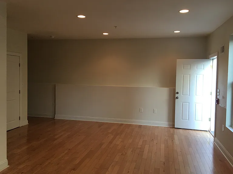 4128 Chester Ave #1R — Photo 14