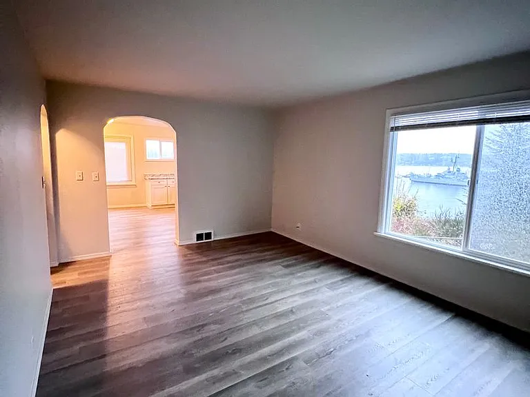610 Washington Ave #A — Photo 4