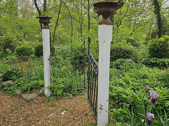 9th image of 5180 Fire Tower Rd