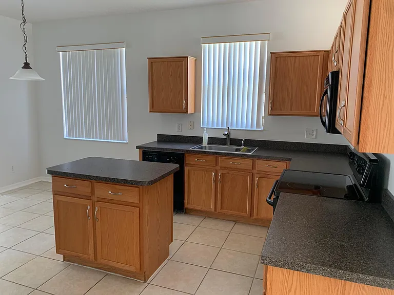 5007 Adair Oak Dr — Photo 10